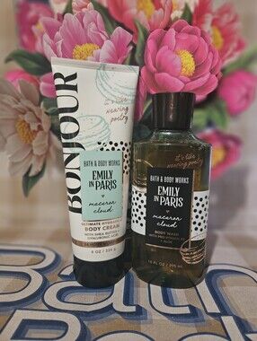 NWT Bath & Body Works Emily In Paris Macaron Cloud 2-piece Set - Black, Multi